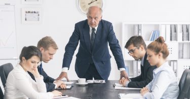 How to have an executive presence in a Meeting | Top Guide
