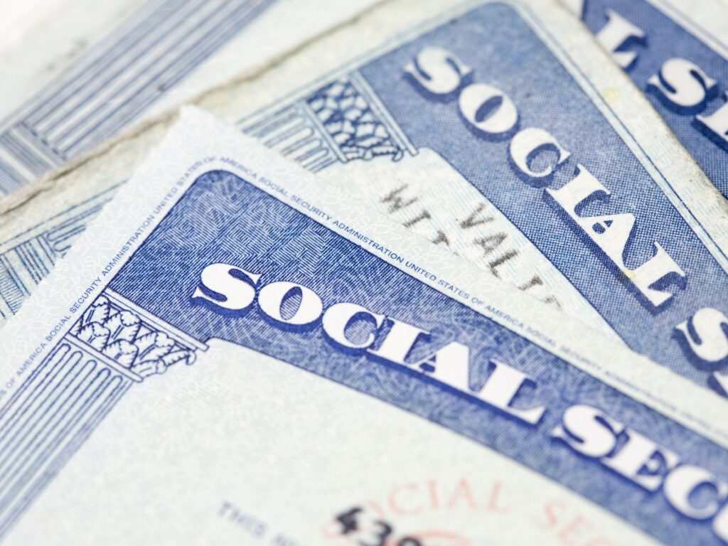 Top 10 Jobs that do not require social security in 2021
