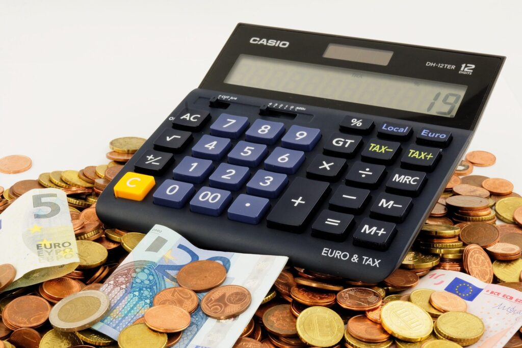 Is finance a good career path? 1