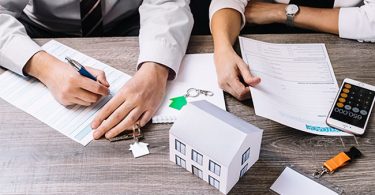 What Is a Real Estate Transaction Coordinator and How to Become One