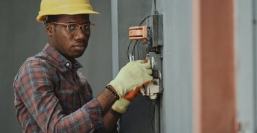 Top 10 high paying Electrical Engineering Entry-level Jobs