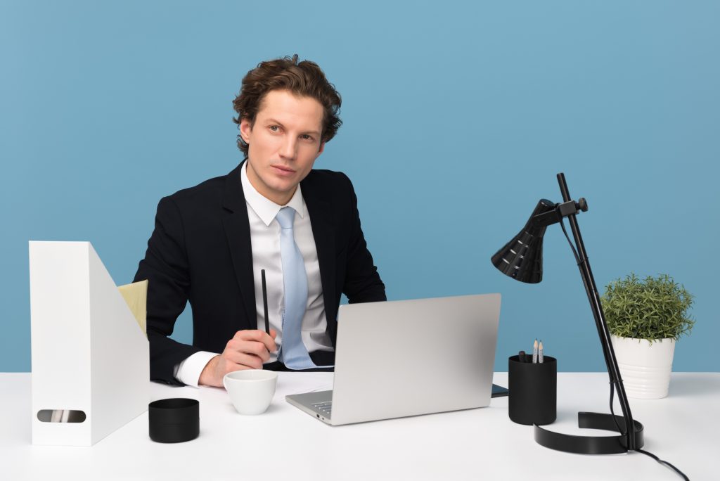 Account Manager Job Description, Salary, and Benefits
