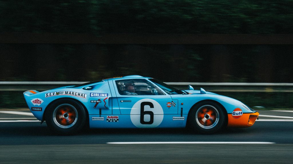 Free Tips on How to Become an Expert Car Race Driver