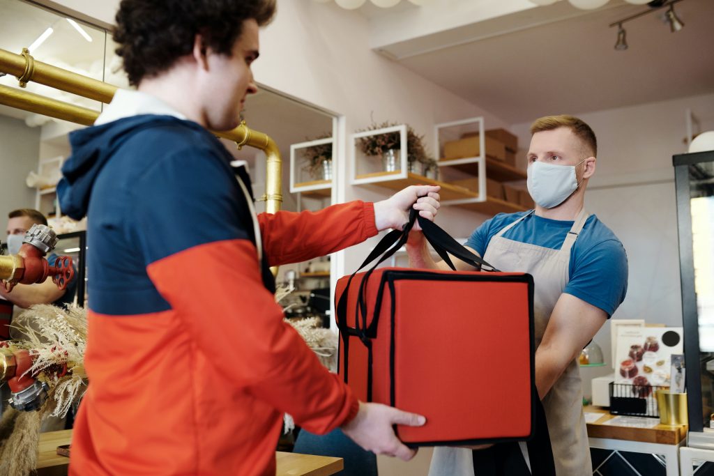 List of Companies That Provides the Cheapest Food Delivery Insurance in the UK