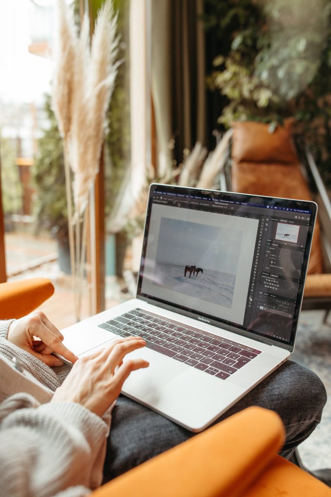 Publishing Copy-Editor Proofreading Job Description, Salary, and Benefits
