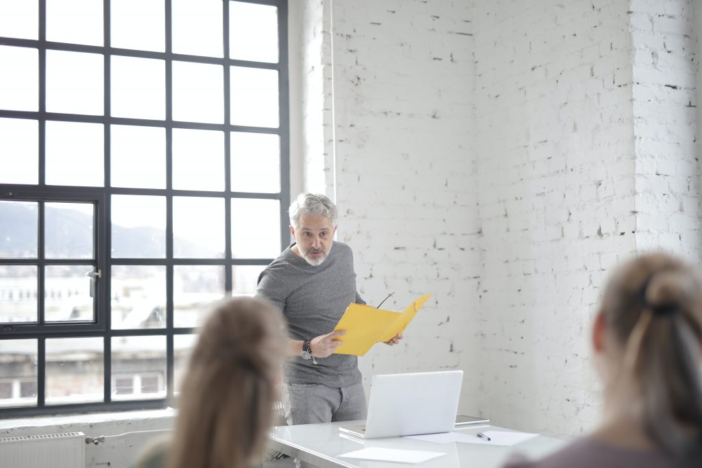 9 Best Executive Coaching Certification Programs in 2022
