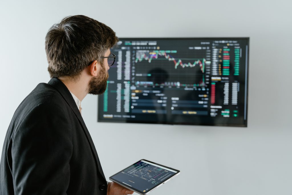 Investment Banking Analyst Salary
