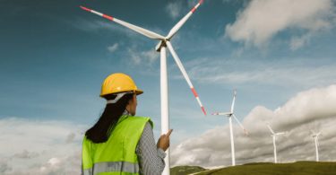 What Does a Wind Turbine Engineer Do