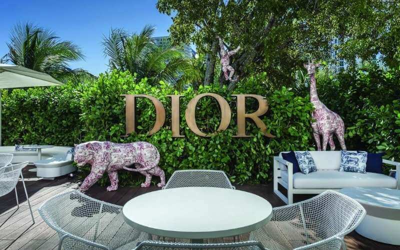 How to Make Reservations at Dior Cafe Miami Using a Burner Credit Card in 2022