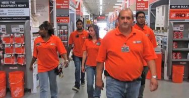 What Does a Home Depot Merchandising Employee Do