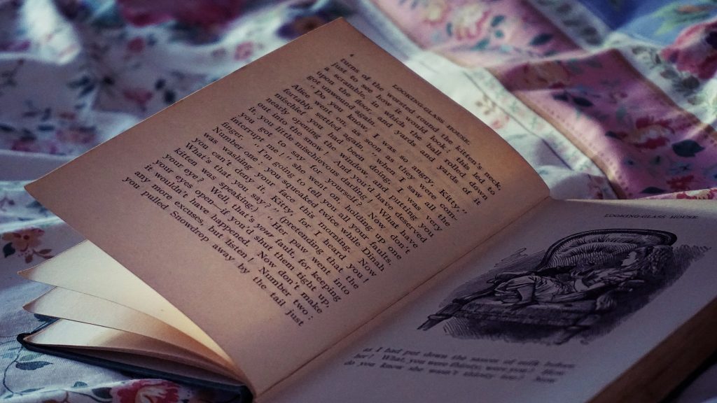 Cheapest Ways to Print PDF Books in 2022