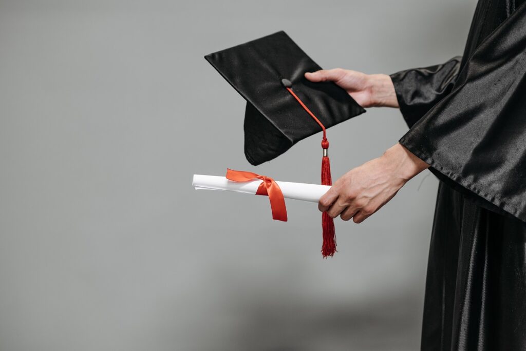 7 Top Reasons Why Honorary Degrees are a Joke (See Benefits) 3 7 Top Reasons Why Honorary Degrees are a Joke
