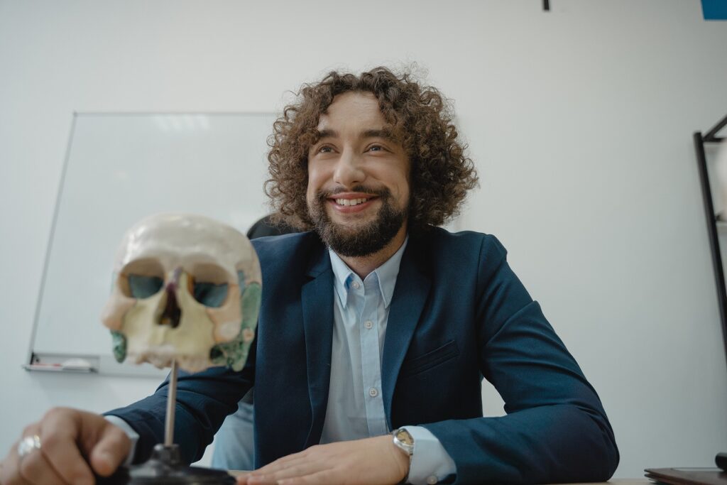 How To Become A Cranial Prosthesis Specialist