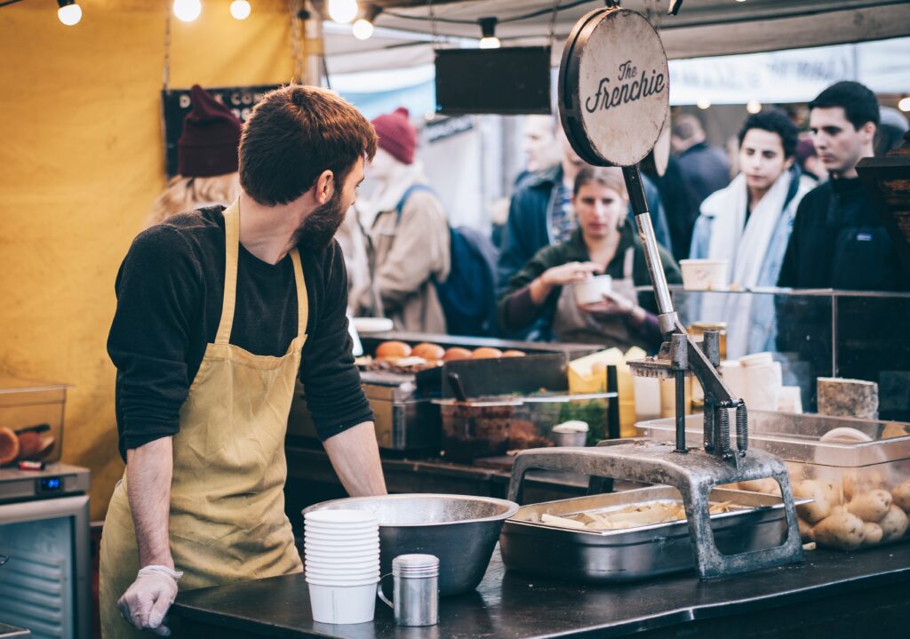 How to Get Restaurant Job in Canada as Foreigner