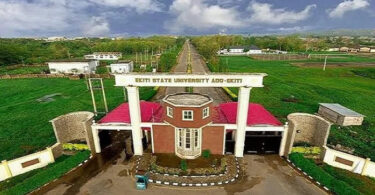 Ekiti State University i