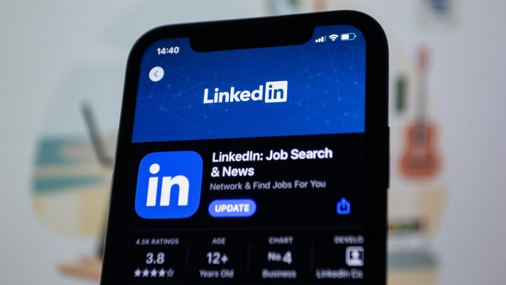 13 Best LinkedIn Profile Writing Services in 2023