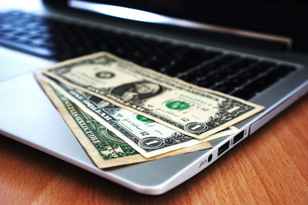 20 Fastest Ways To Make Quick Money Online ($200+ In A Day) 1