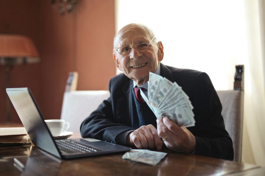 7-Figure Jobs: Guide To Earning One Million Dollars A Year (Best Guide)