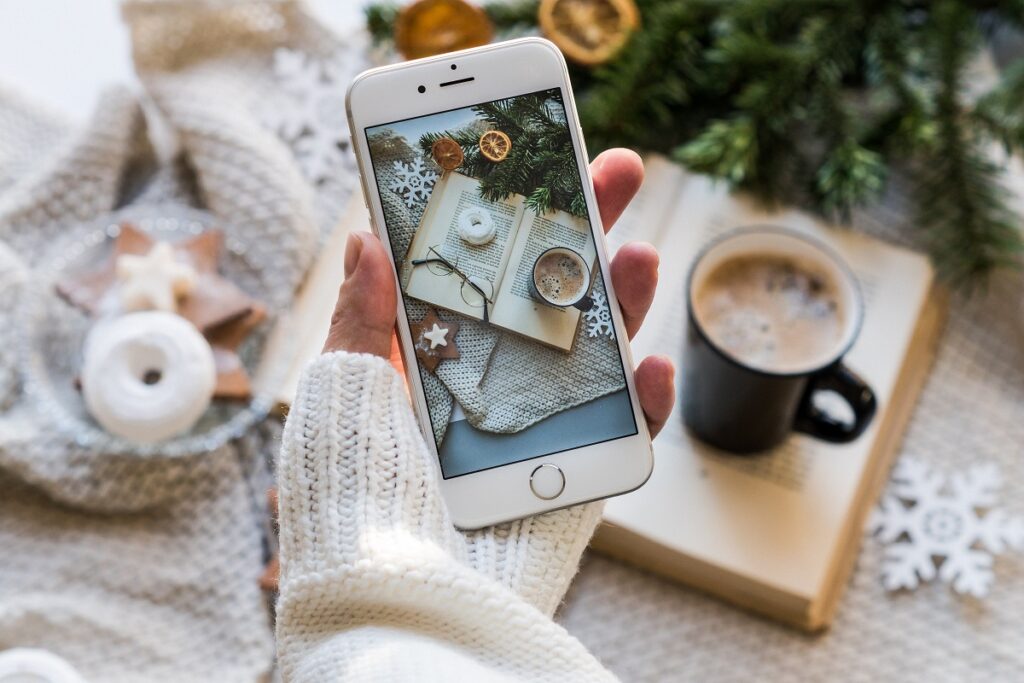 Get Paid To Take Pictures With Your Phone – 25 Ways To Get Paid Taking Pictures