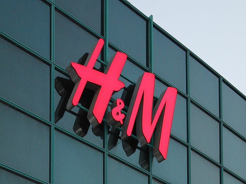 H&M Hiring Age