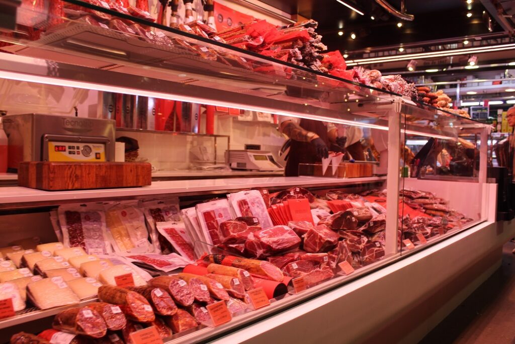 Is Meat/Poultry/Fish Industry a Good Career Path in 2023 (MUST READ!)
