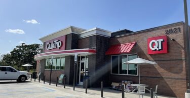 QuikTrip Hiring Age: How Old Do You Have to Be to Work at QuikTrip