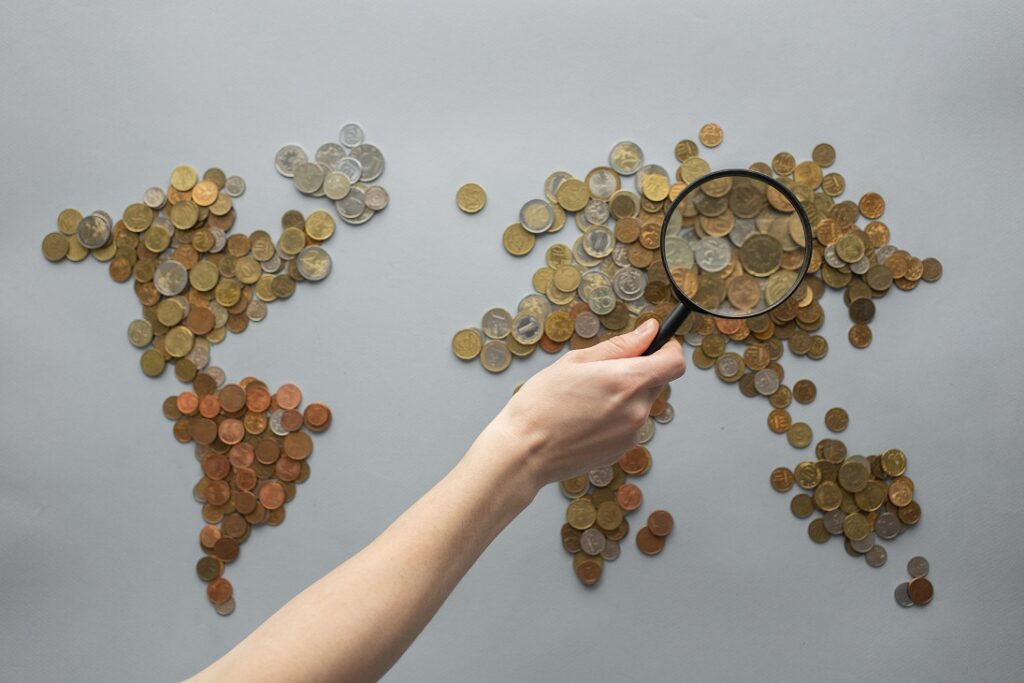 10 Best Banks for International Travelers and Expats