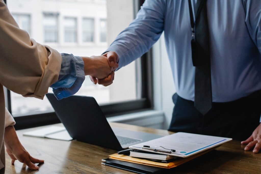 How to Sell Your Business to a Competitor (Ultimate Guide) 1