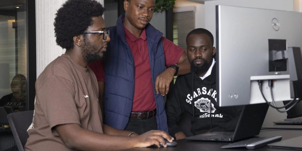 Yiri Innovation Center’s “Accelerate” Program