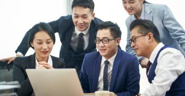 Ways to Network With Chinese Employers